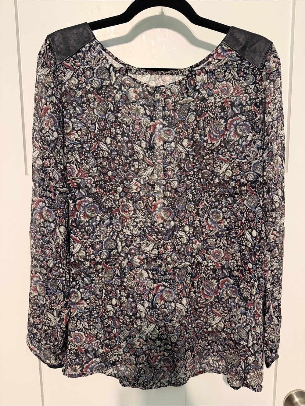 Club Monaco 100% Silk Long-Sleeve Floral Blouse with Lamb Leather Shoulders Luxe